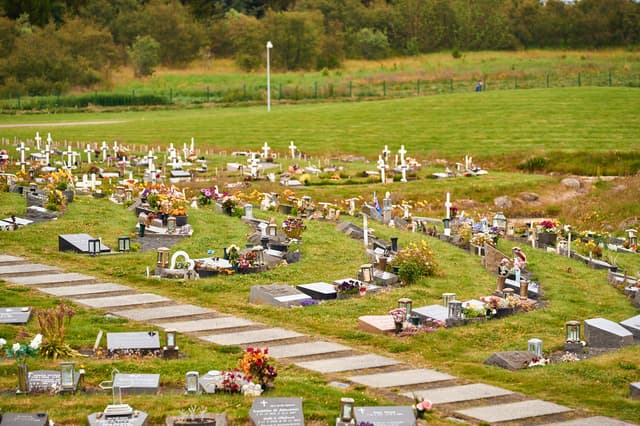 Jarðvegsskipti legsteinn + rammi